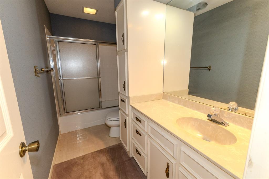 118 Lytle Place Property Photo 34