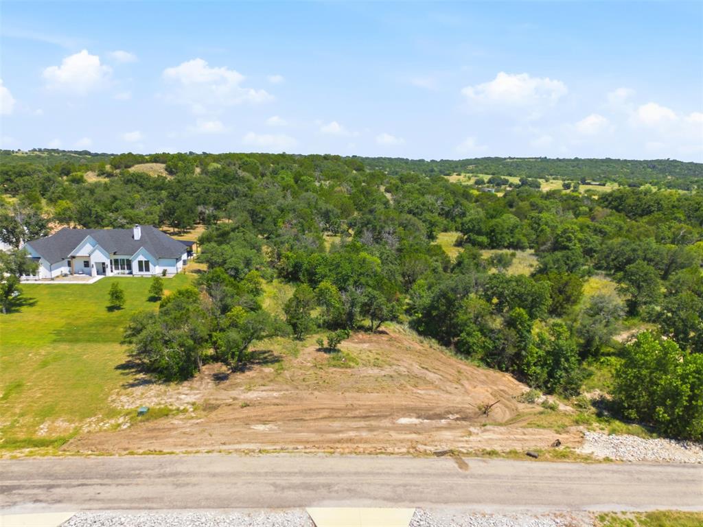 4017 Fall Creek Drive Property Photo 19