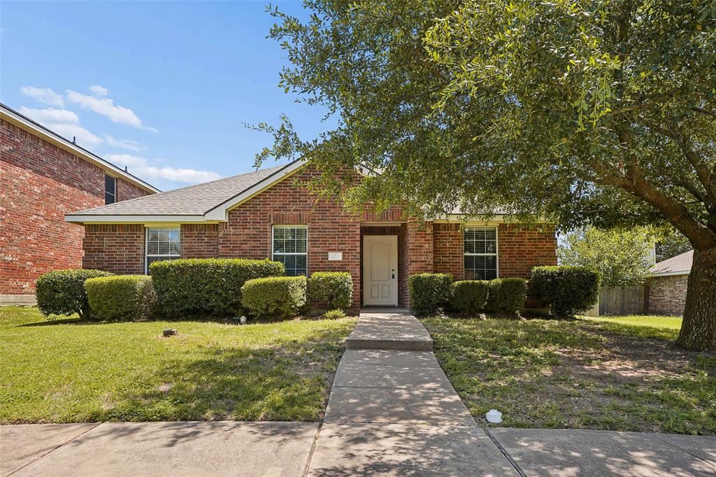 205 Rosewood Court Property Photo 1