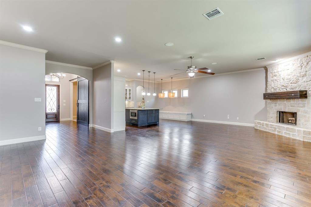 8241 Sandhill Crane Drive Property Photo 3
