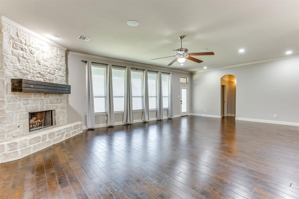8241 Sandhill Crane Drive Property Photo 4