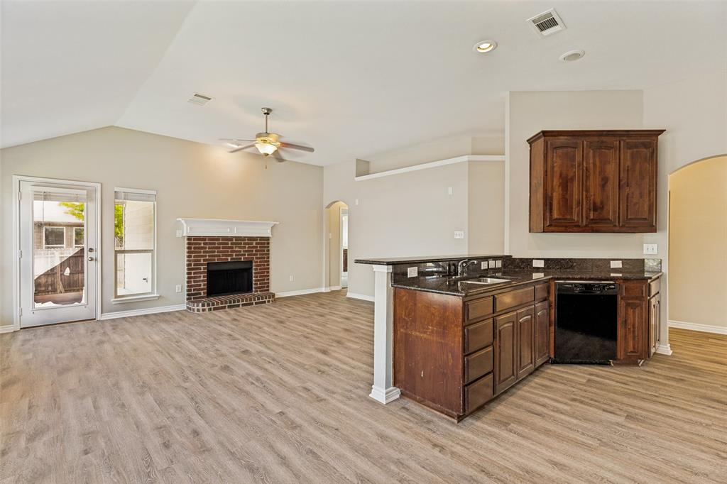 417 Brookhollow Lane Property Photo 10