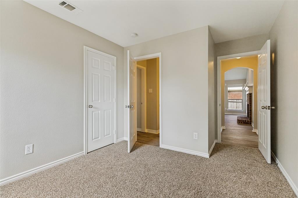 417 Brookhollow Lane Property Photo 18