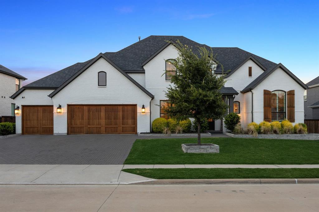 2712 Whirlaway Court Property Photo 1