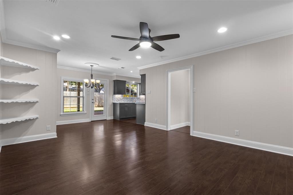 2441 Miller Street Property Photo 5