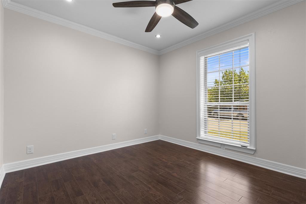 2441 Miller Street Property Photo 15