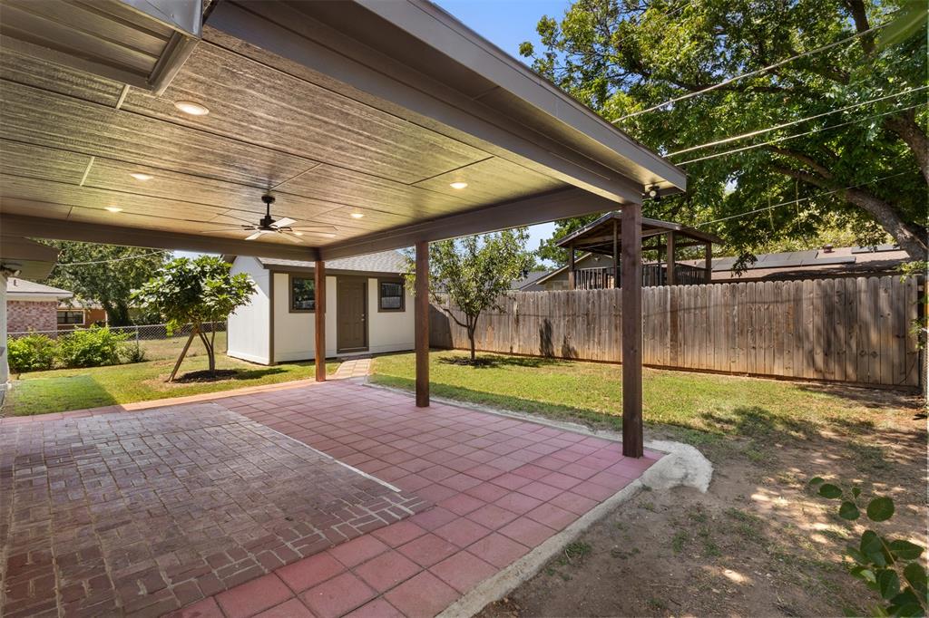 2441 Miller Street Property Photo 24