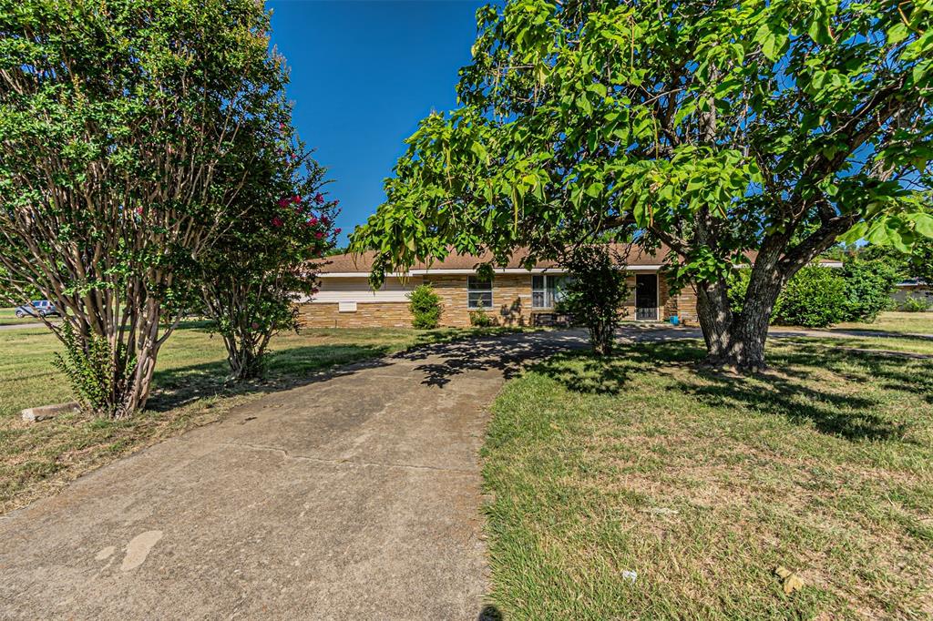 3200 Grady Street Property Photo 1