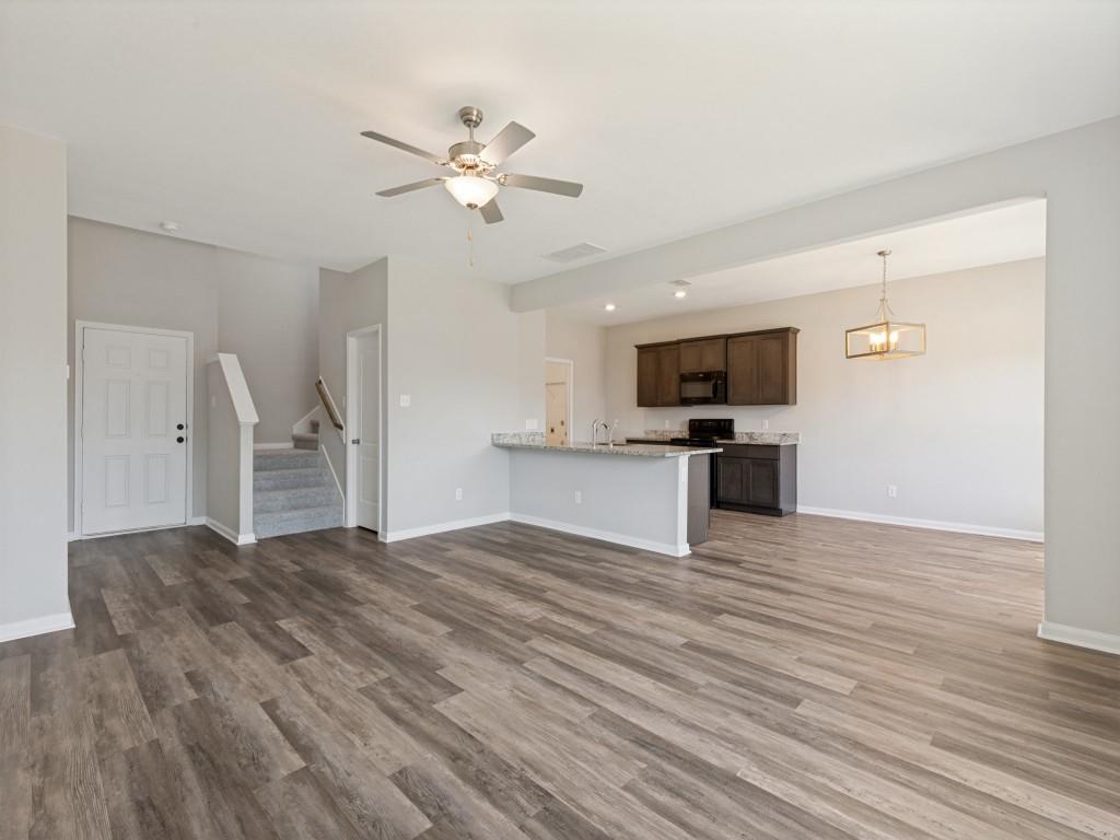8512 Steel Dust Drive Property Photo 6
