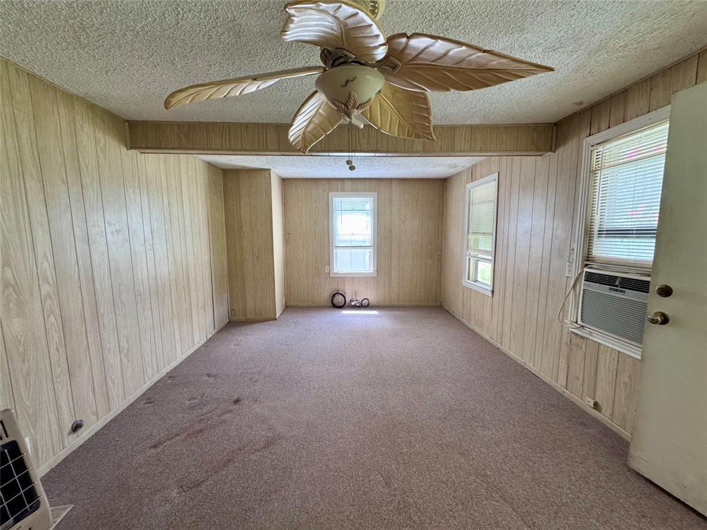 4860 Heritage Parkway Property Photo 6