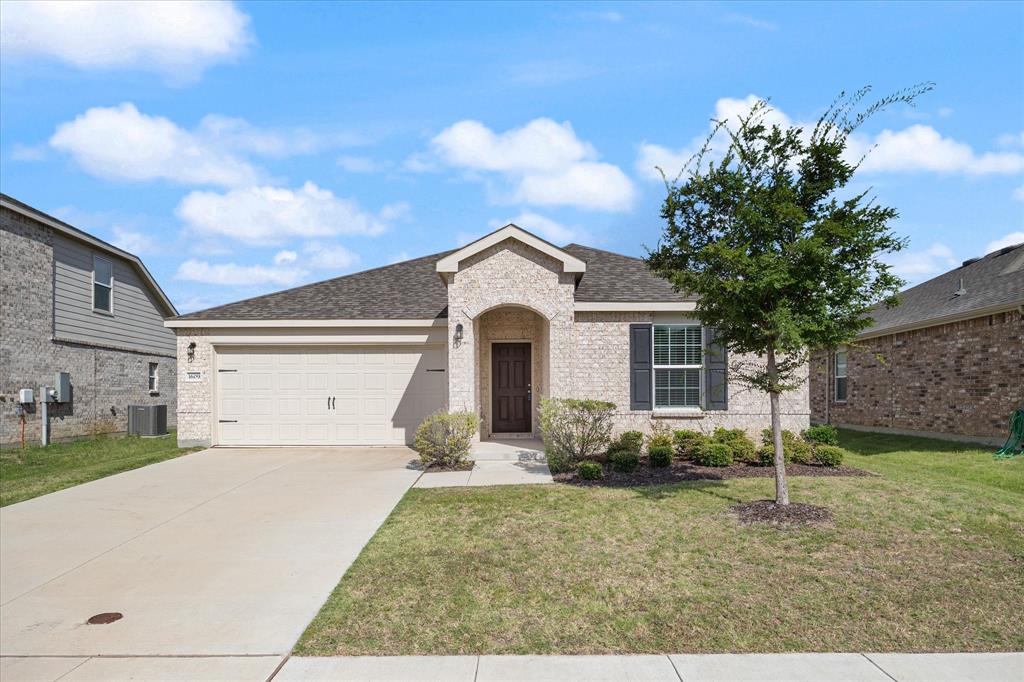 1609 Silas Drive Property Photo 1