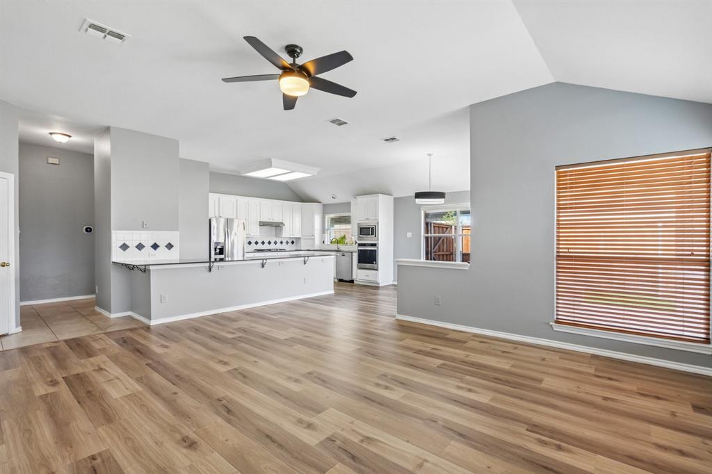 1208 Sonoma Drive Property Photo 6