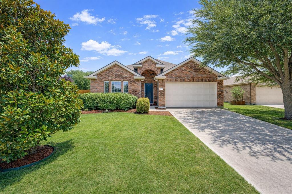 2216 Julian Drive Property Photo 1