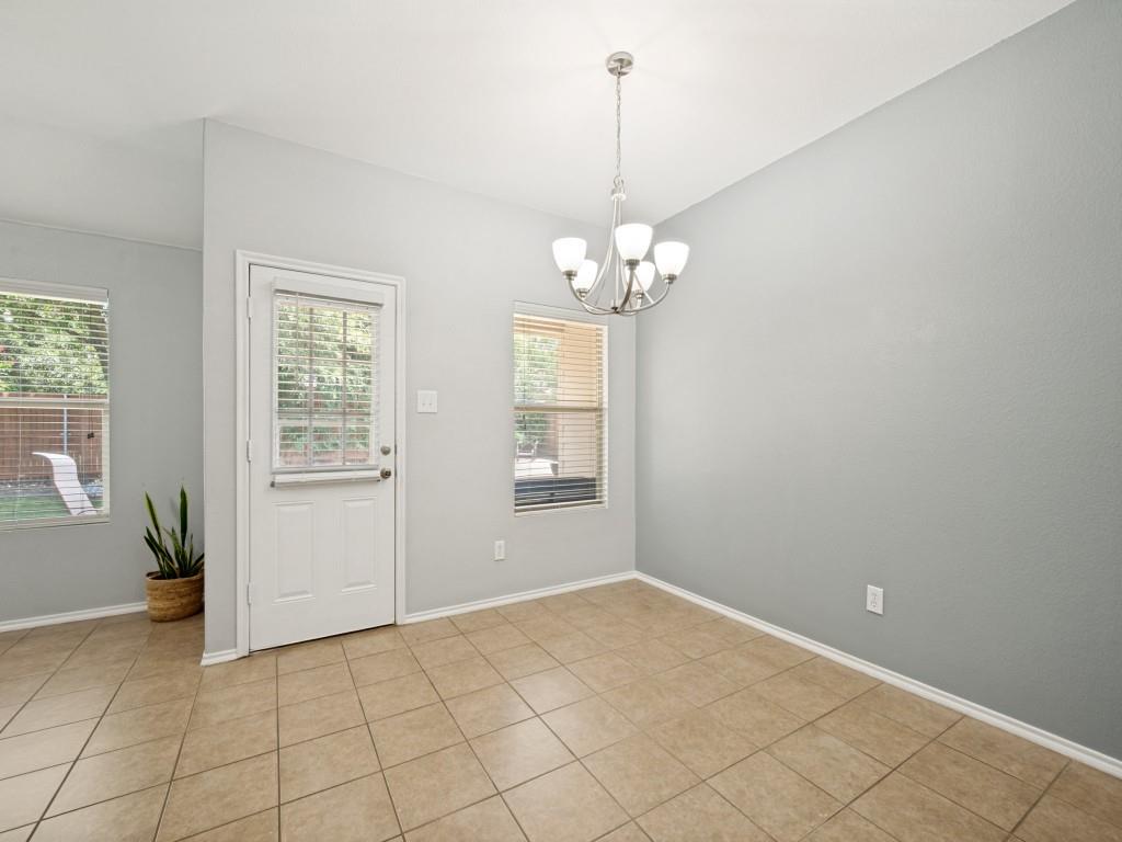 2216 Julian Drive Property Photo 11
