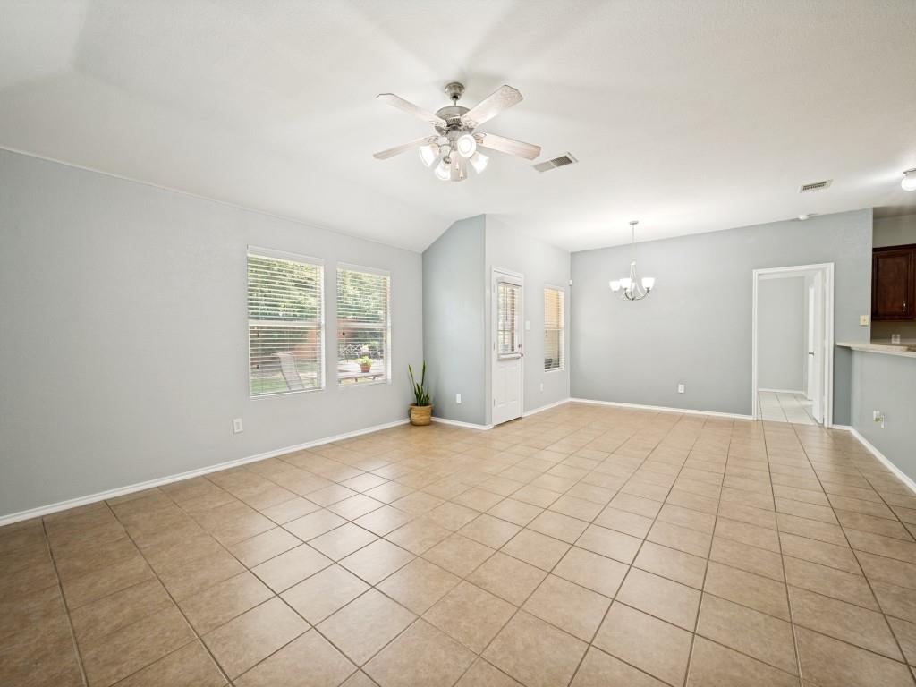 2216 Julian Drive Property Photo 13