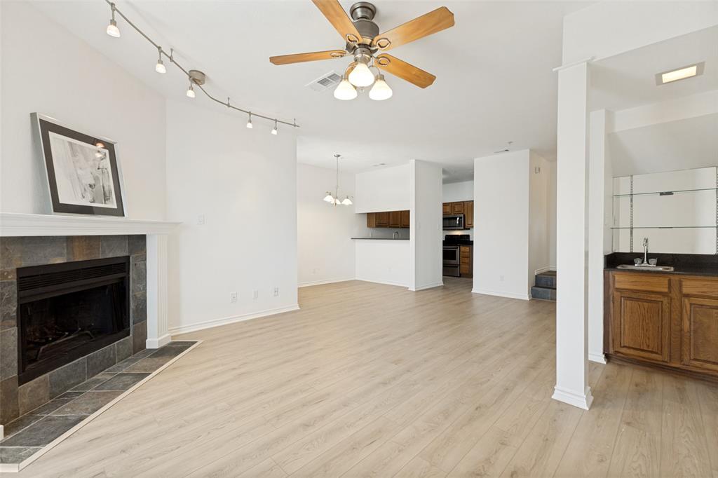 6006 Auburndale Avenue D Property Photo 7
