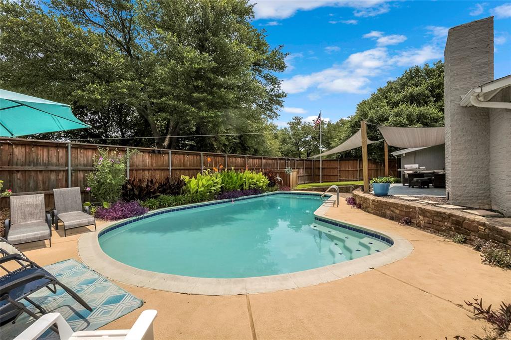 1521 Windy Meadow Drive Property Photo 1