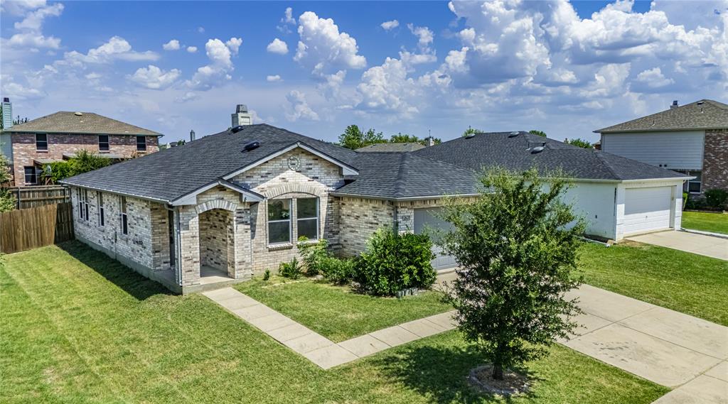 2621 Shorecrest Drive