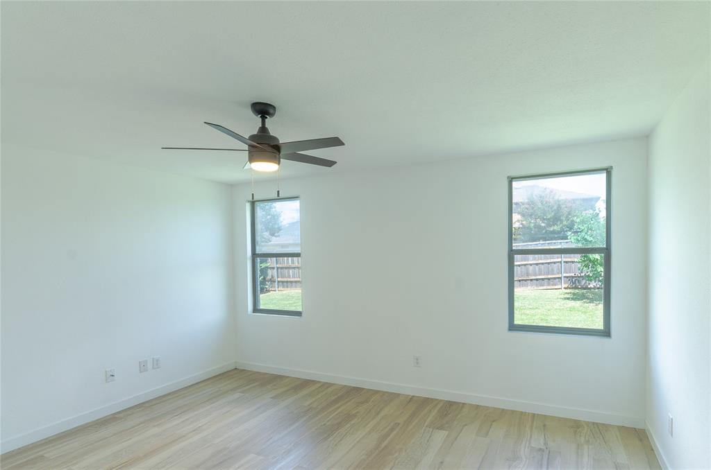 2621 Shorecrest Drive Property Photo 12