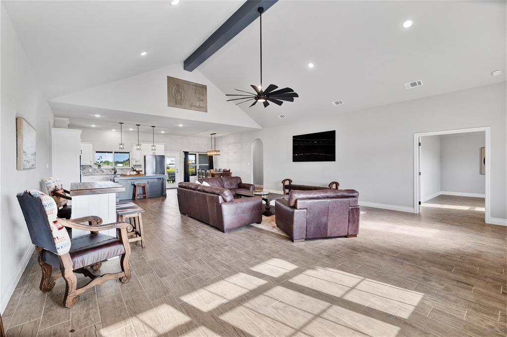 1040 Cloudy Court Property Photo 5