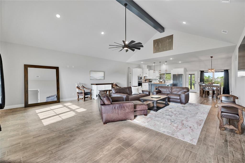 1040 Cloudy Court Property Photo 6