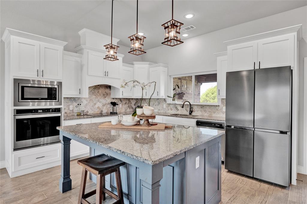 1040 Cloudy Court Property Photo 8