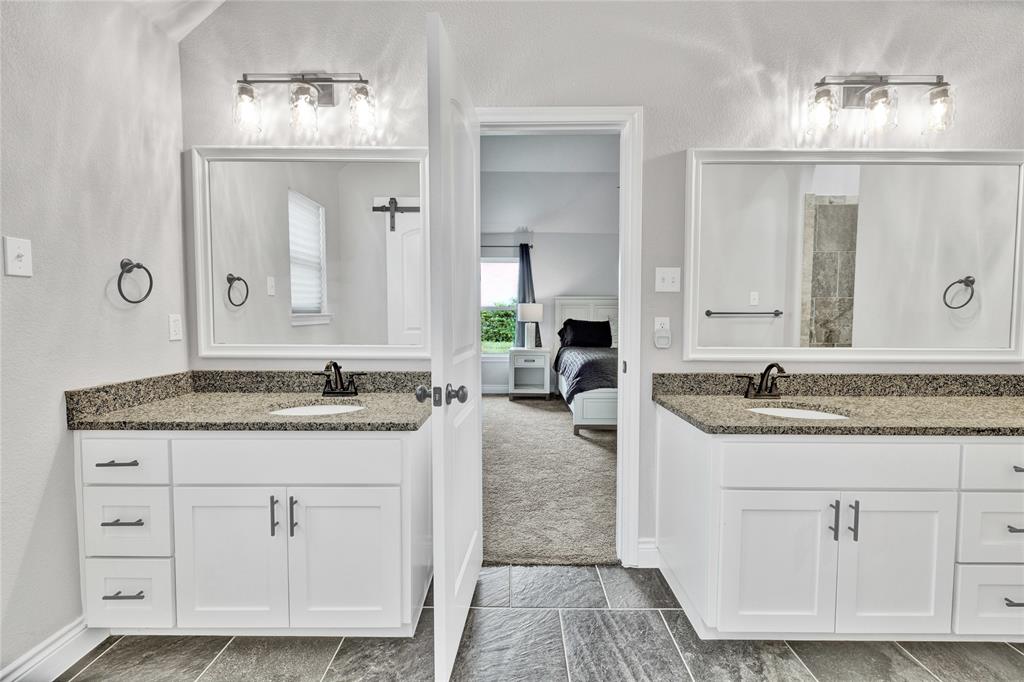 1040 Cloudy Court Property Photo 17