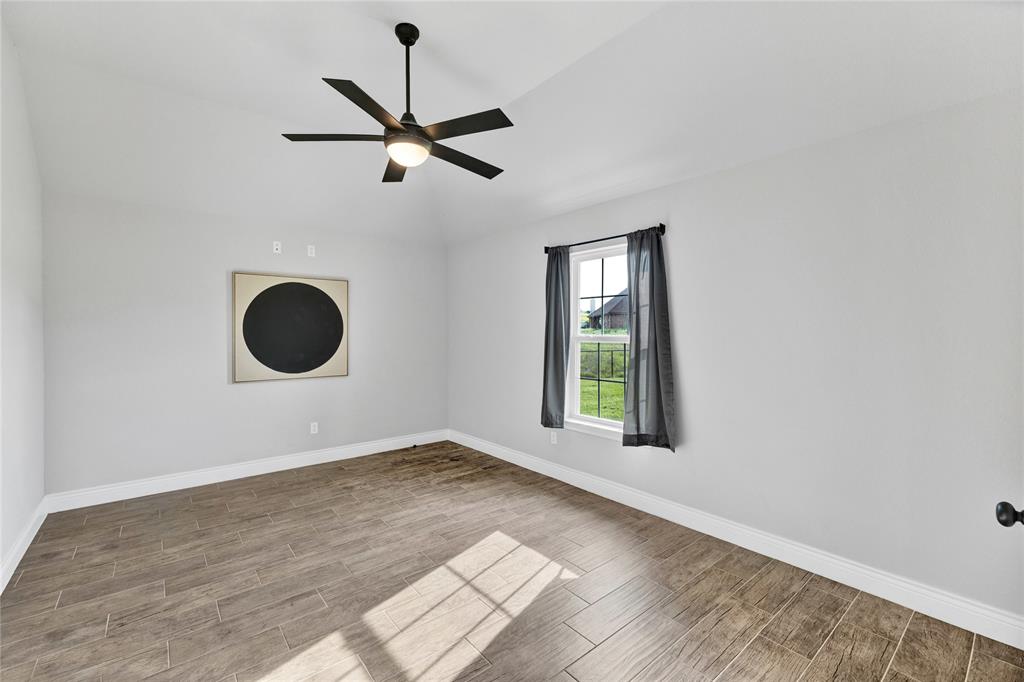 1040 Cloudy Court Property Photo 18