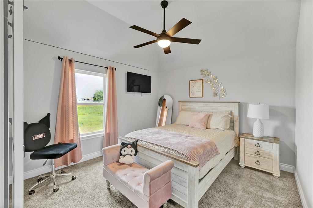 1040 Cloudy Court Property Photo 21