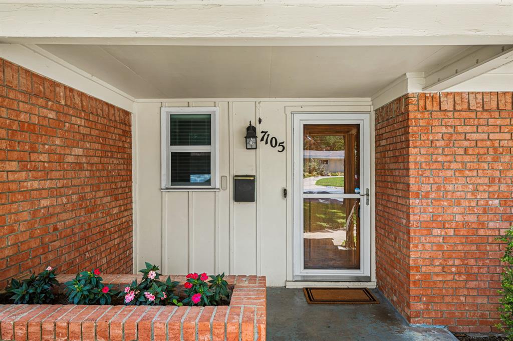 7105 Culver Avenue Property Photo 4