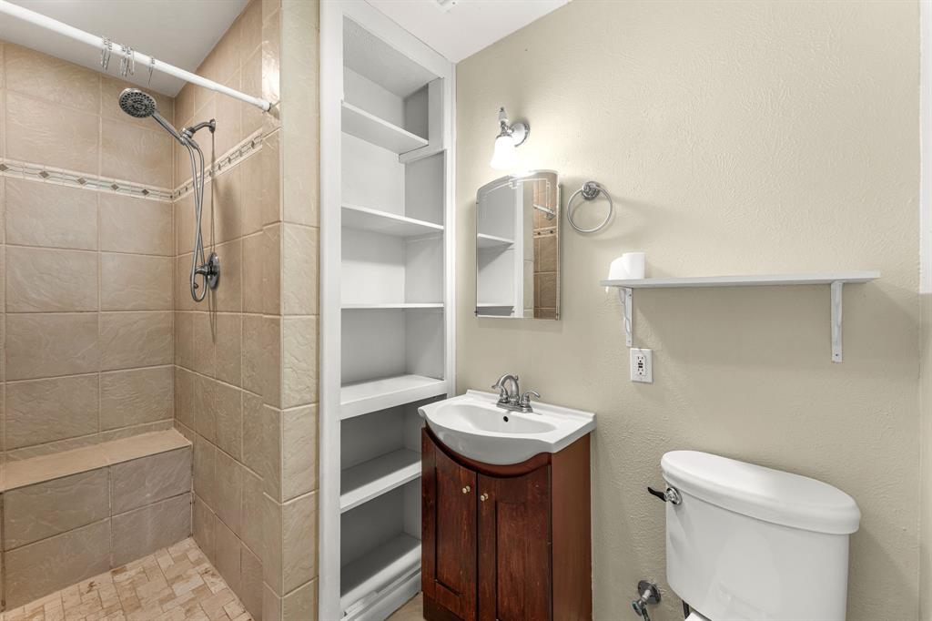 7105 Culver Avenue Property Photo 20