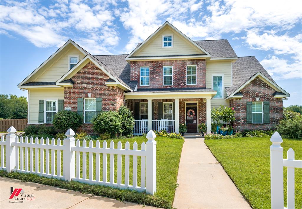 605 Parlange Circle Property Photo 1
