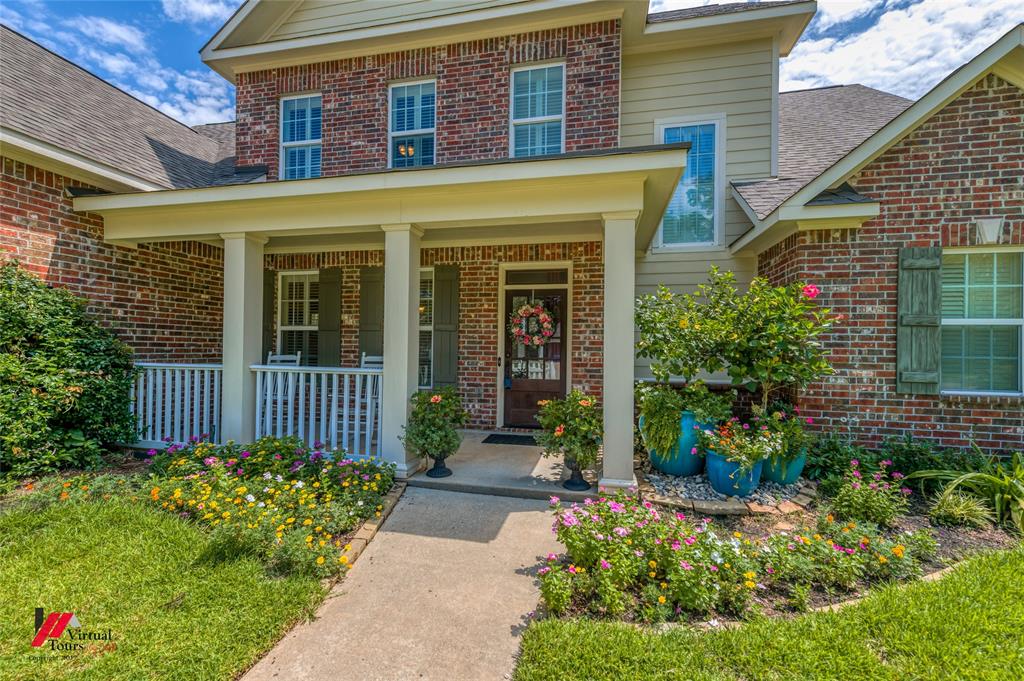 605 Parlange Circle Property Photo 2