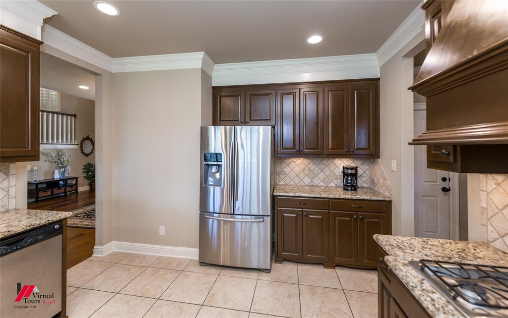 605 Parlange Circle Property Photo 8