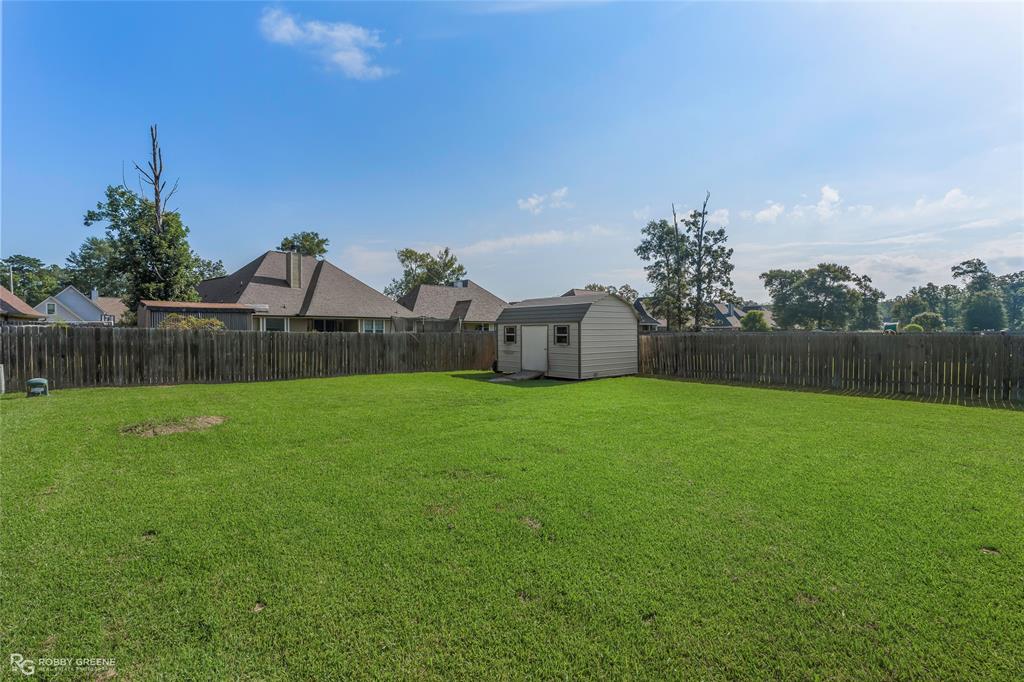 103 Bent Tree Loop Property Photo 5
