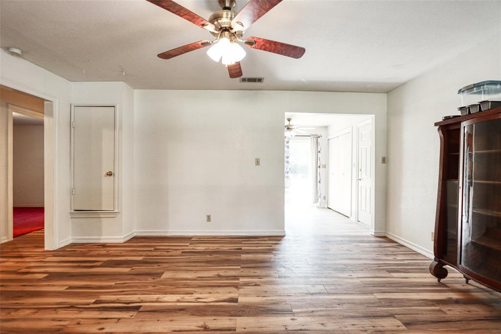 808 N Wright Avenue Property Photo 8
