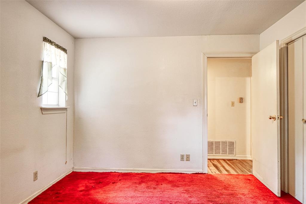 808 N Wright Avenue Property Photo 22