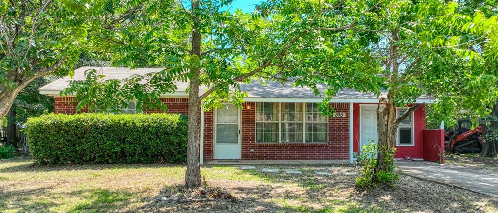 808 N Wright Avenue Property Photo 24
