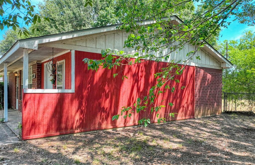 808 N Wright Avenue Property Photo 30