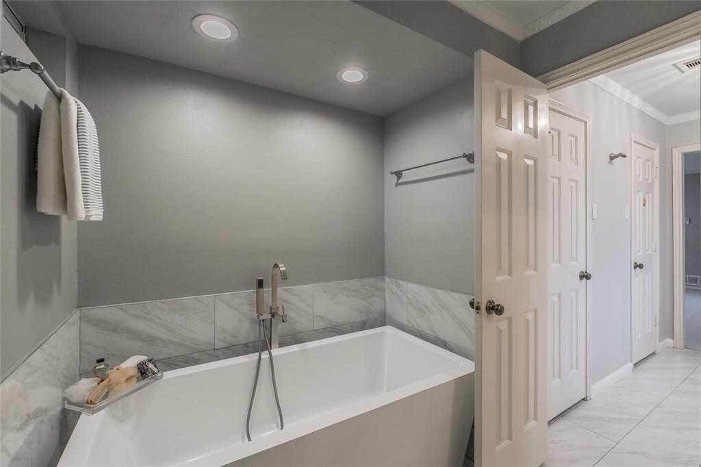 16404 Lauder Lane Property Photo 23