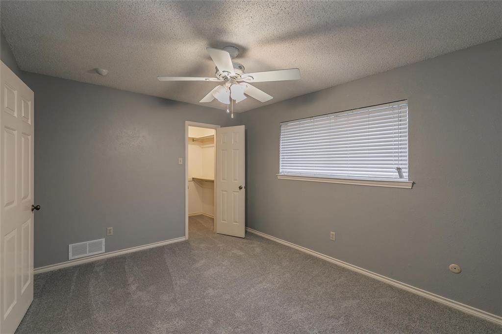 16404 Lauder Lane Property Photo 28