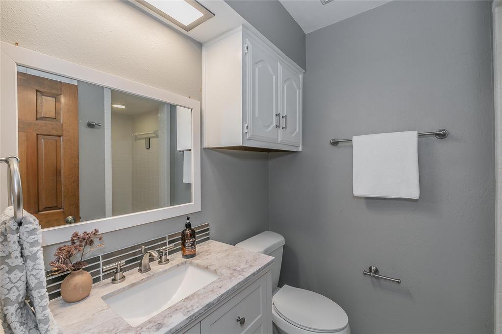 16404 Lauder Lane Property Photo 34
