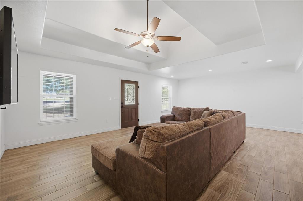 2301 County Road 1112 Property Photo 6
