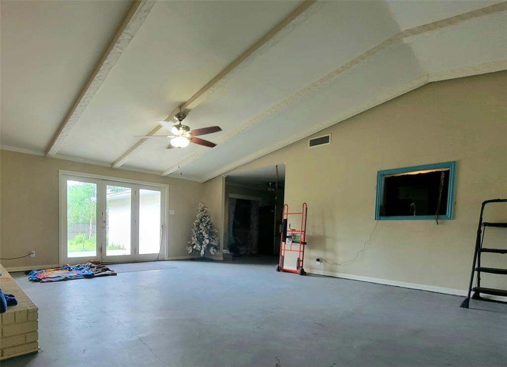 706 W Fourth Property Photo 13