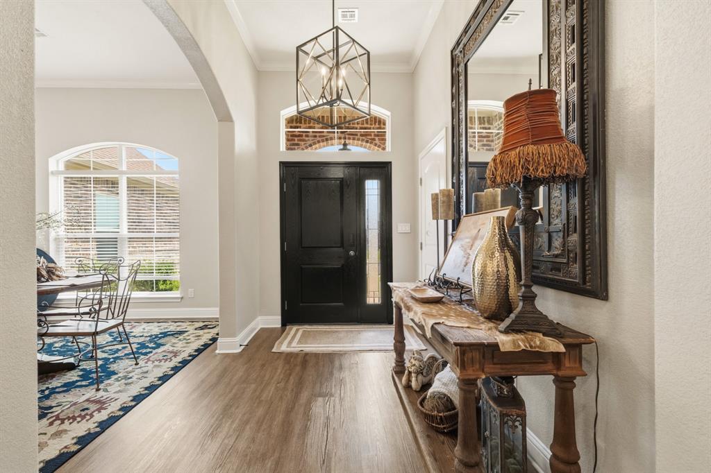 386 Cavitt Court Property Photo 4