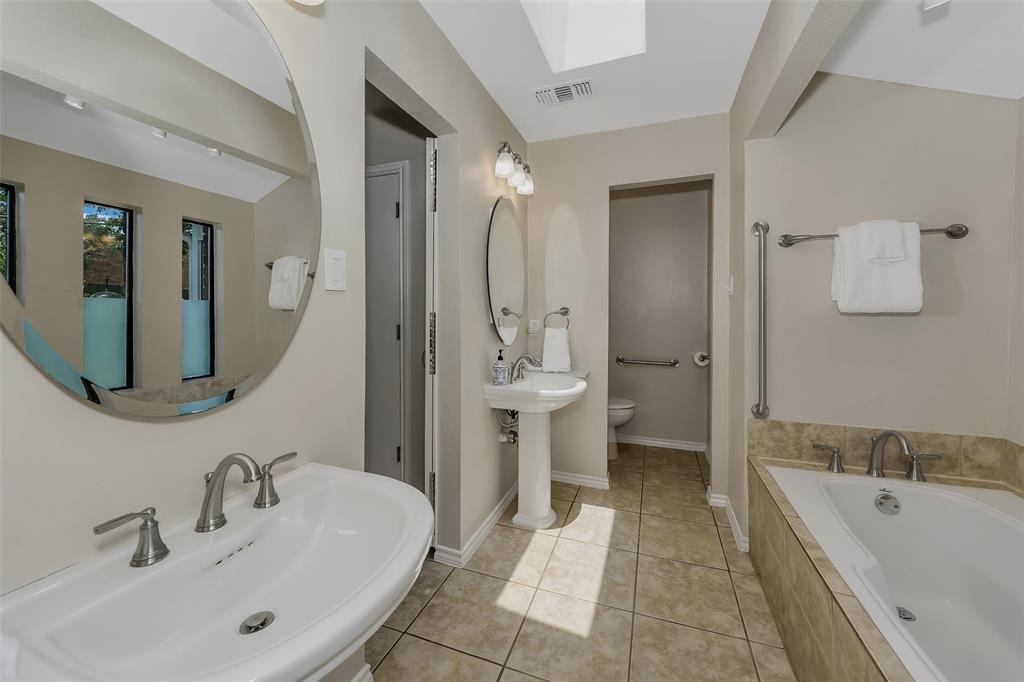 4020 Flintridge Drive Property Photo 21