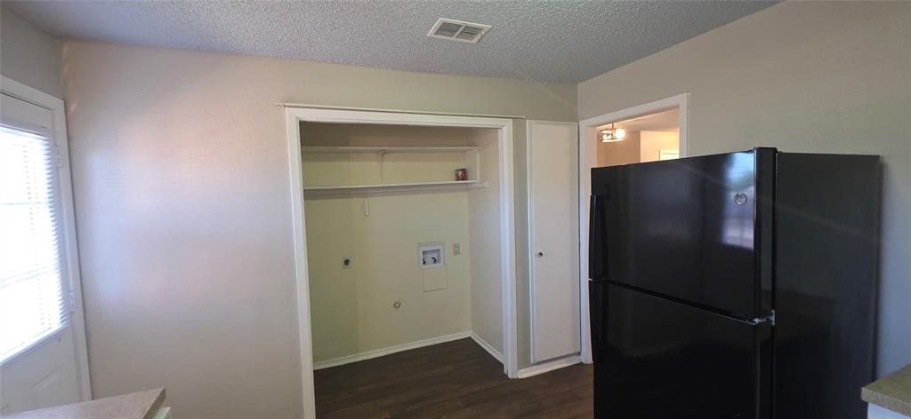233 Vista Way 235 Property Photo 13