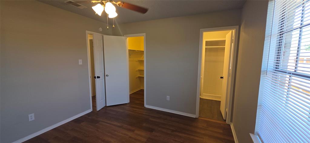 233 Vista Way 235 Property Photo 25