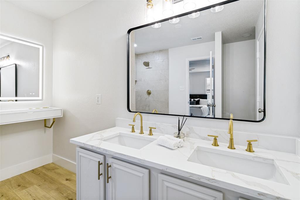 7113 Avington Way Property Photo 15