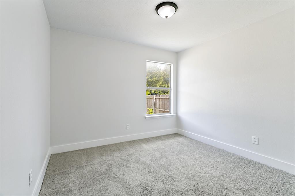 7113 Avington Way Property Photo 18